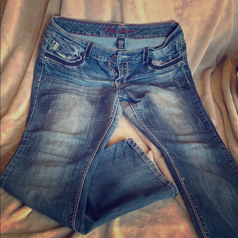 Ariya Jeans lightly distressed bootcut jeans